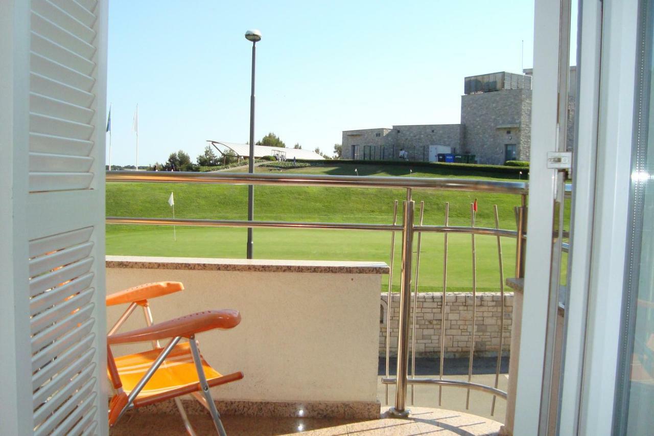 Apartment Golf كرفني فره المظهر الخارجي الصورة