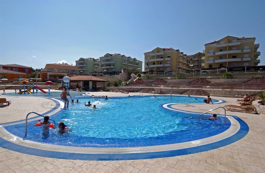 Apartment Golf كرفني فره المظهر الخارجي الصورة